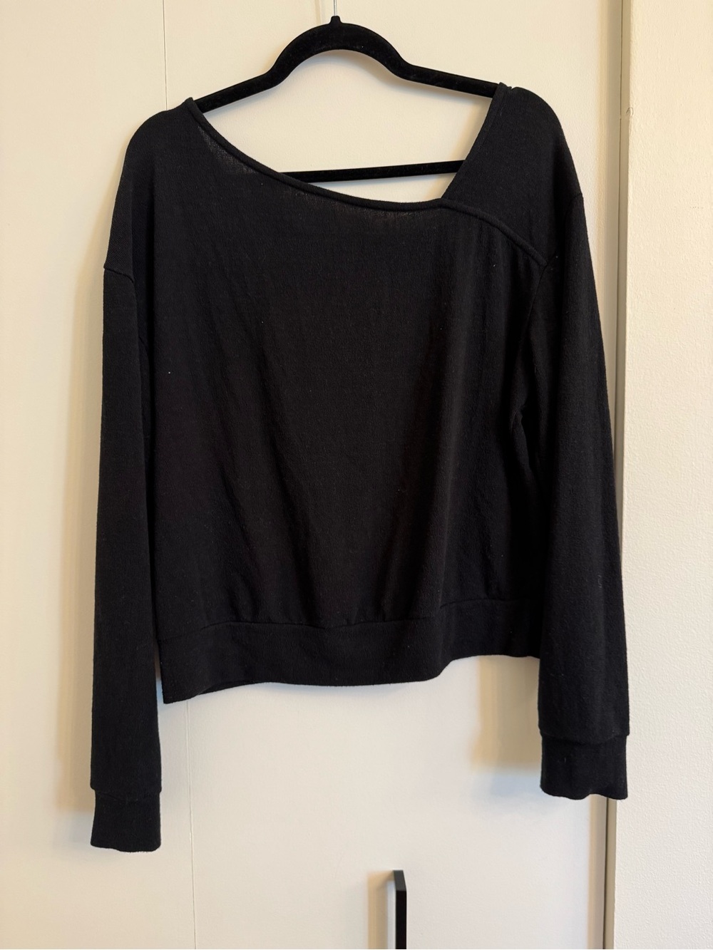 Black Off-Shoulder Lightweight Shirt